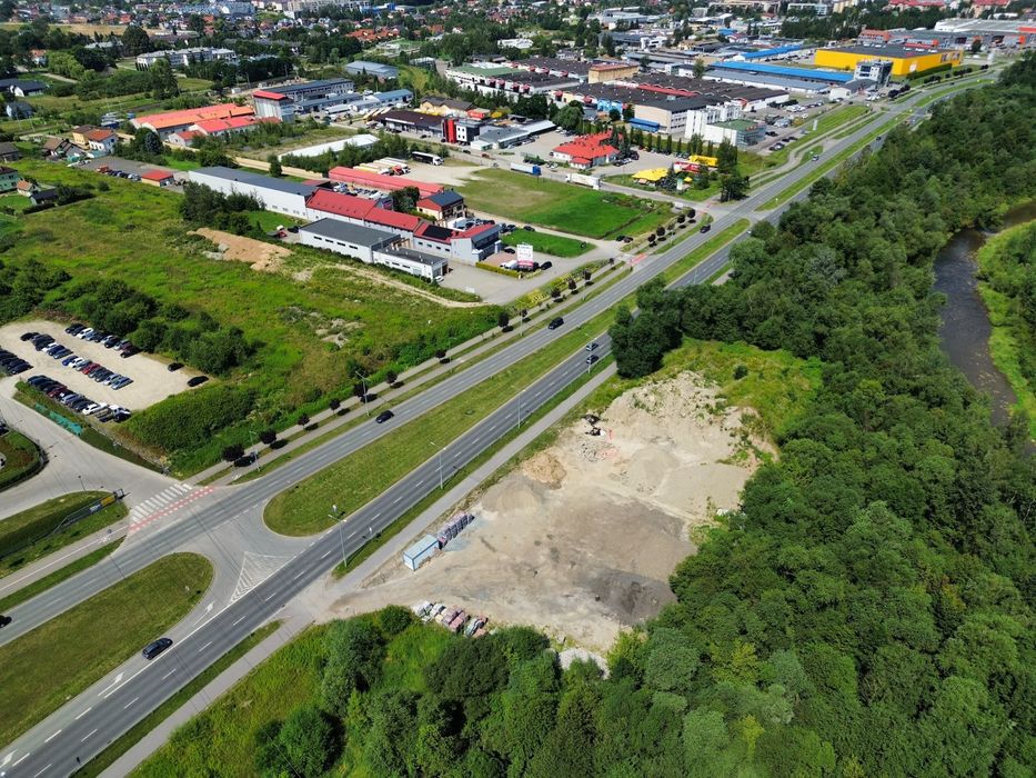 Działka inwestycyjna Nowy Sącz ulica Piłsudskiego - Więcej