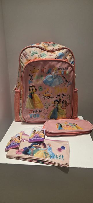 Mochila Disney Princesas com 2 estojos