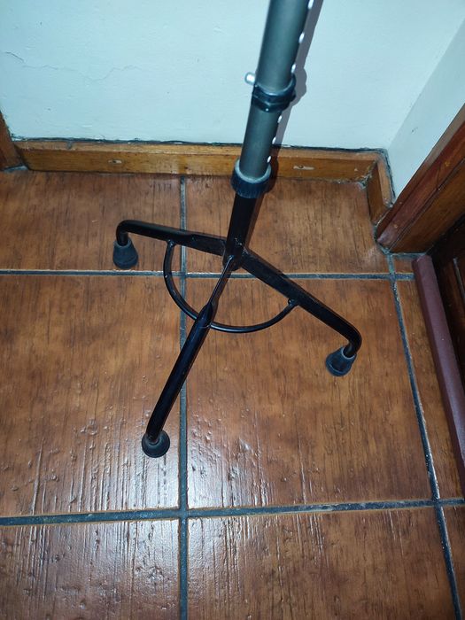 Canadiana Tripé ortopedia (usado)