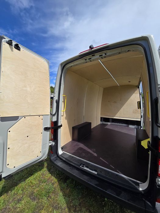 Zabudowy do busów Crafter w sklejkę zabudowa ocieplenie Listwy do moco