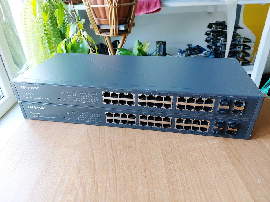 Switch tp-link TL-SG2424 V1 24x 1Gb 4x SFP pasywny (bez uchwytów)
