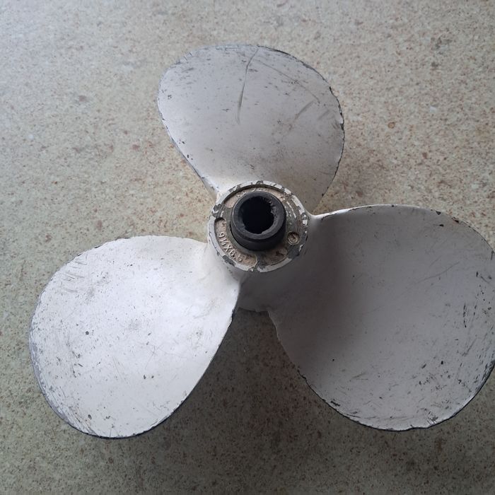 Гребной винт Johnson Evinrude