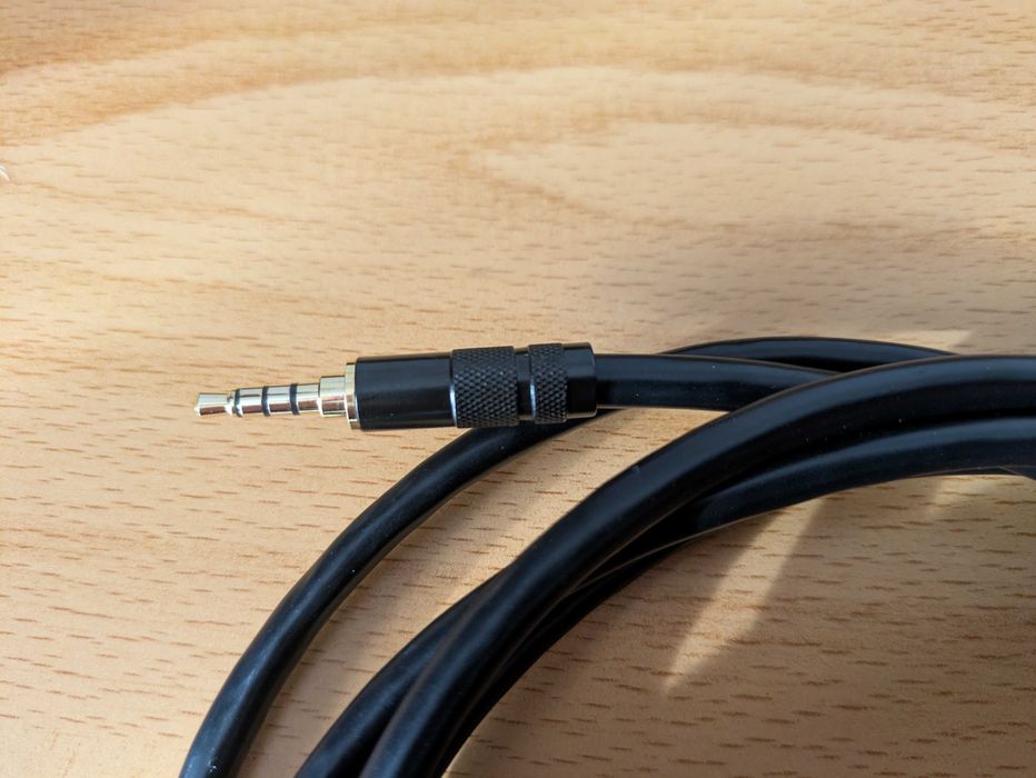 Cabo áudio 3.5mm TRRS 2m