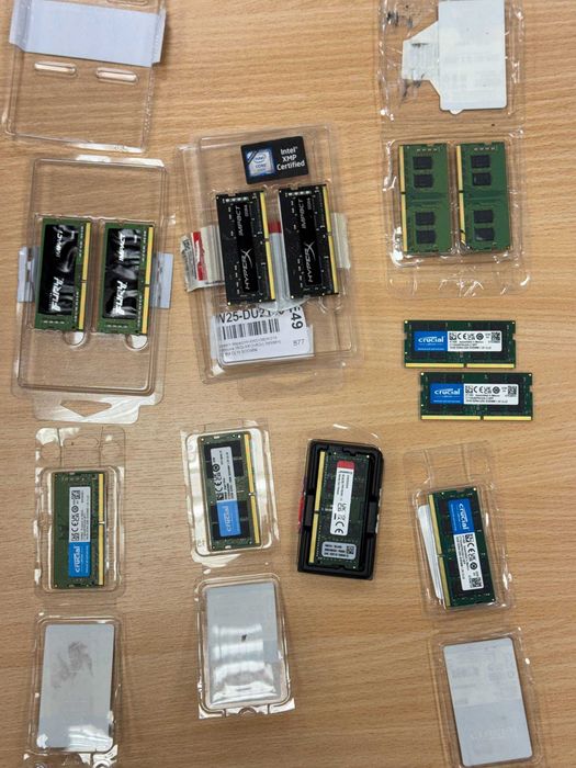 Неперевірена оперативна Пам'ять DDR4 SO-DIMM