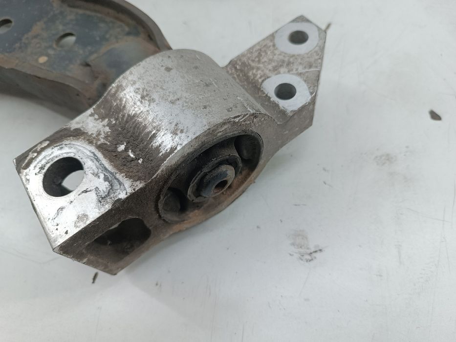 Braços de suspensão esquerdo e direito - VOLKSWAGEN CADDY II Combi (9K9B) | 95 - 04
