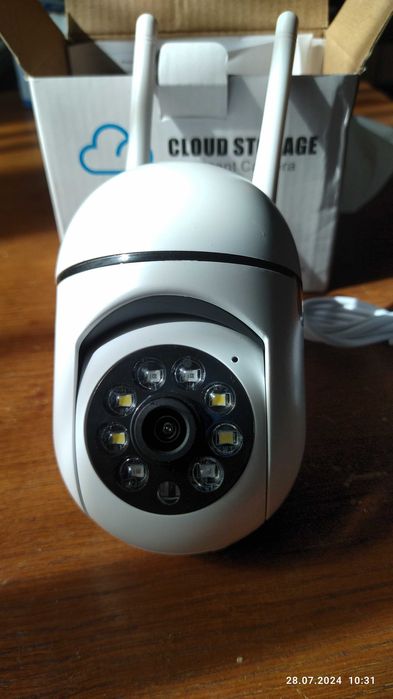 Цифрова відеоняня  бездротова Wi Fi Y13G з датчиком руху нічним бачен.