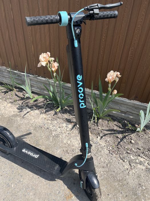 Електросамокат Proove Model X-City Pro