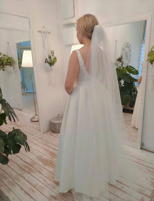 Suknia ślubna Simple Wedding Dress