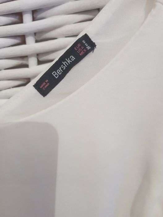 Bluzka biała mgiełka Bershka