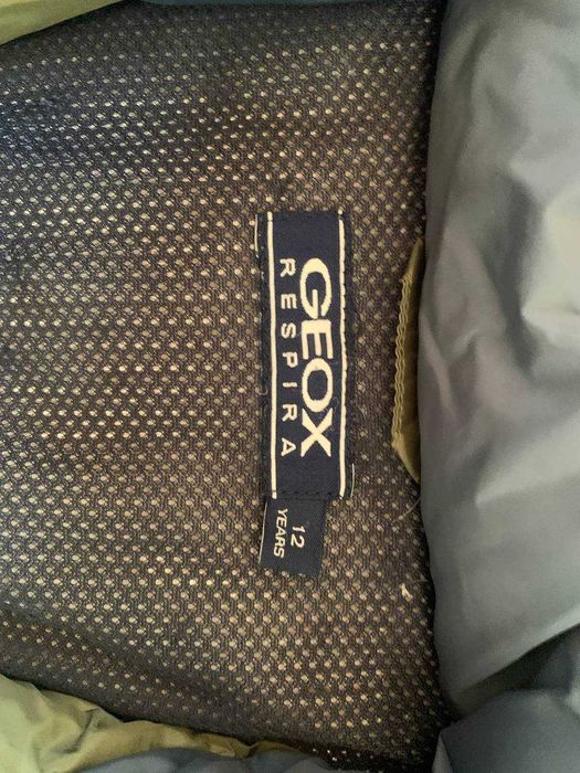 Пухова куртка дитяча Geox Respira. 10-12 років