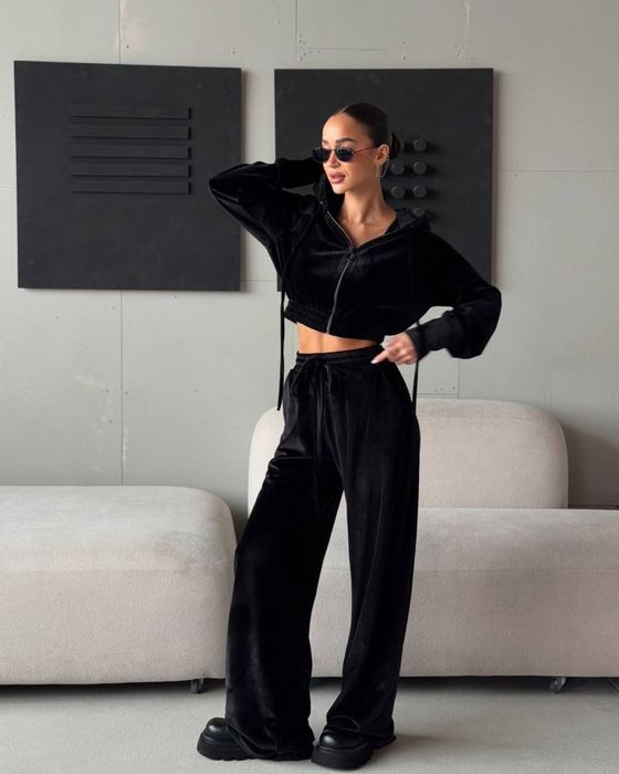 Велюровий костюм