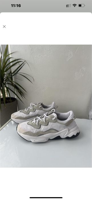 Кросівки adidas ozweego 26-26,5 cm