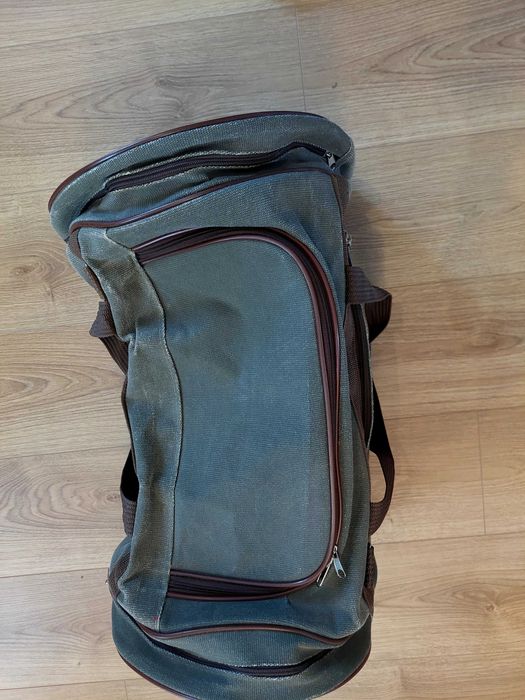 Mocna torba podróżna .