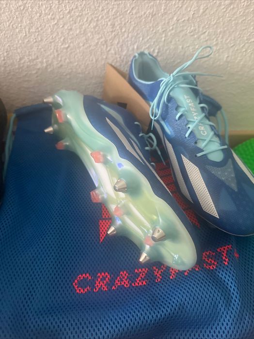 футбольні бутси adidas