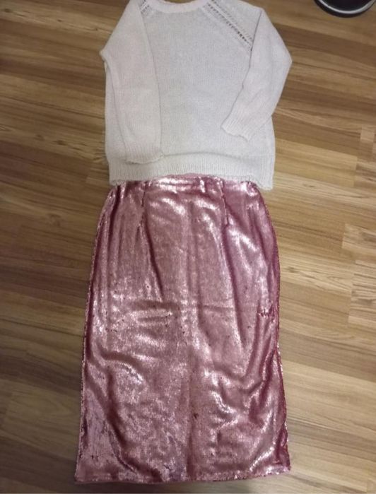 Святкова спідниця в пайєтки.