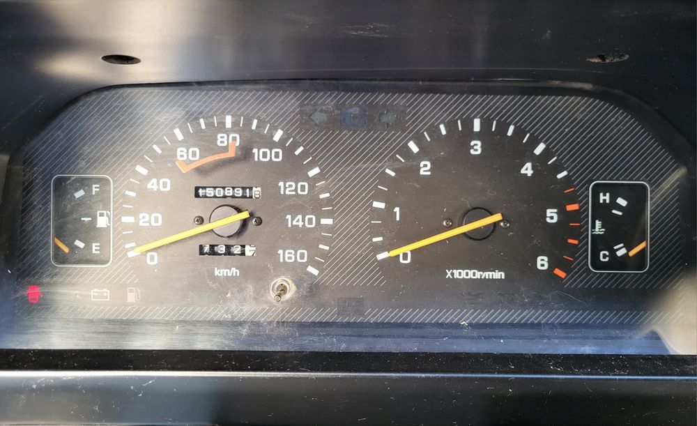 Mitsubishi L300 III 2.5 D Van 70cv 150mil km