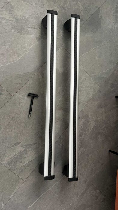 Поперечини Audi Q8