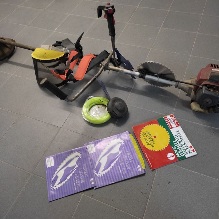 Roçadora Kawasaki EJ45e