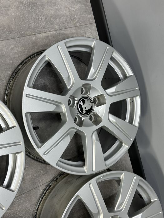 Ковані оригінальні диски Audi, Skoda, Volkswagen 5х112 7.5J R17