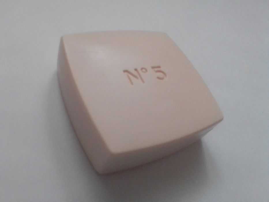 Розкішне парфумоване мило Chanel N°5 Bath Soap