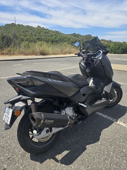 Yamaha X-Max 125