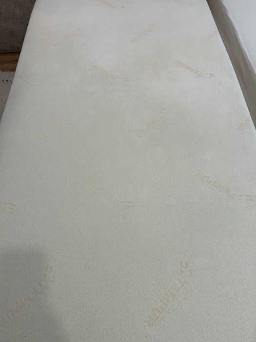 Colchao individual  Tempur