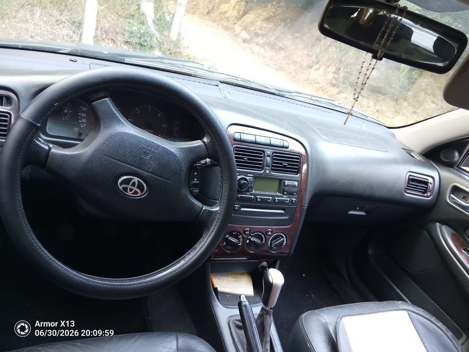 Carro Toyota Avensis