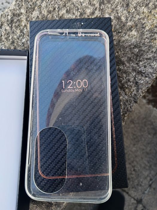 Telemóvel novo com 1TB de memoria