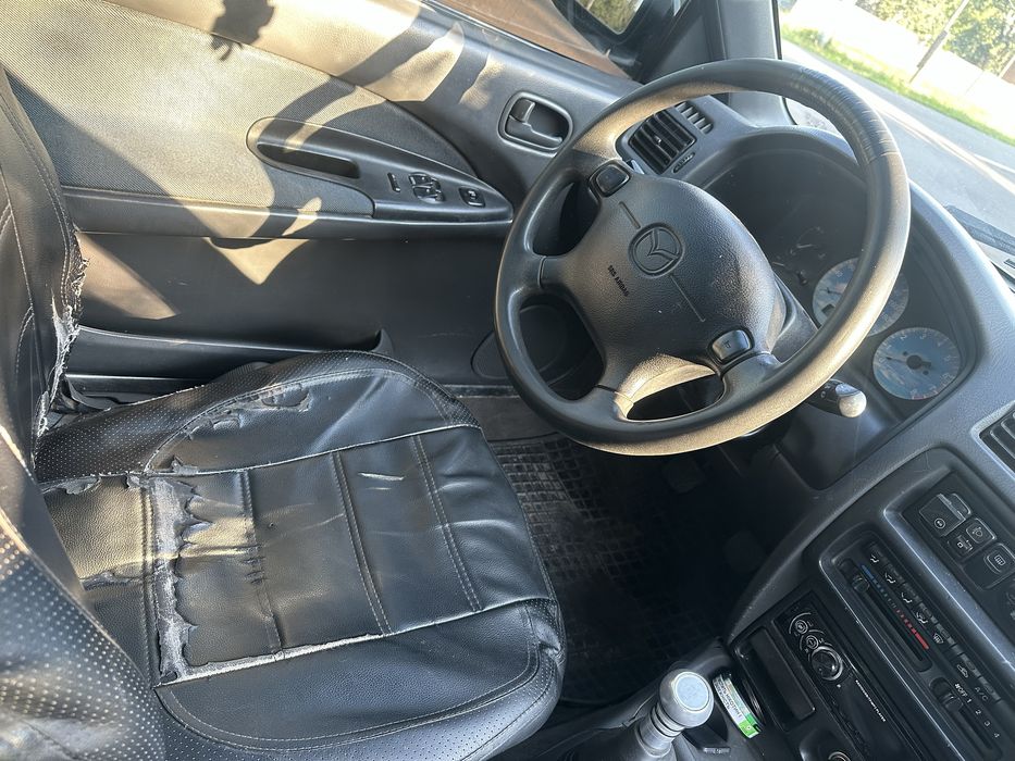 Mazda 323 мазда газ/бензин хетчбек