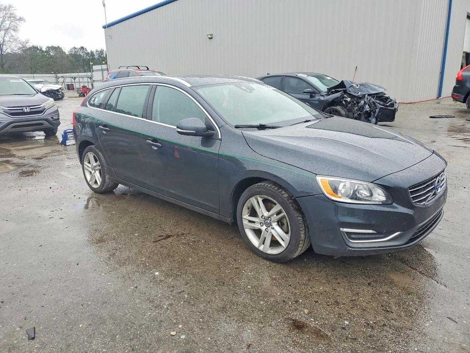Volvo V60 Premier+ (2015)