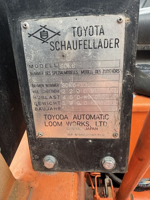 Навантажувач, фронтальний навантажувач, погружчик, бобкат,трактор,