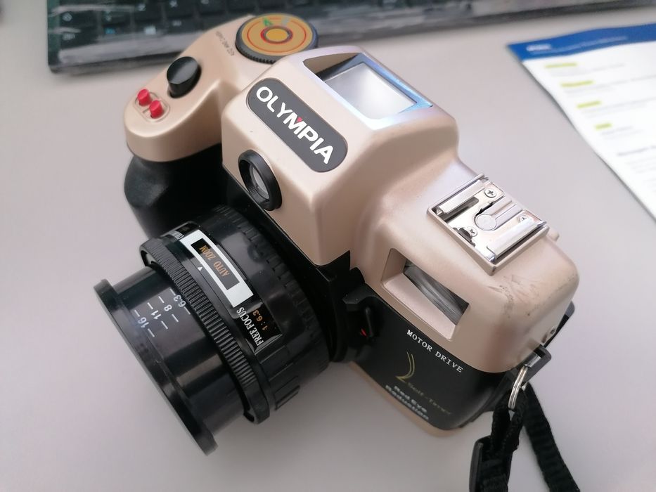 Analog camera64584568459779124