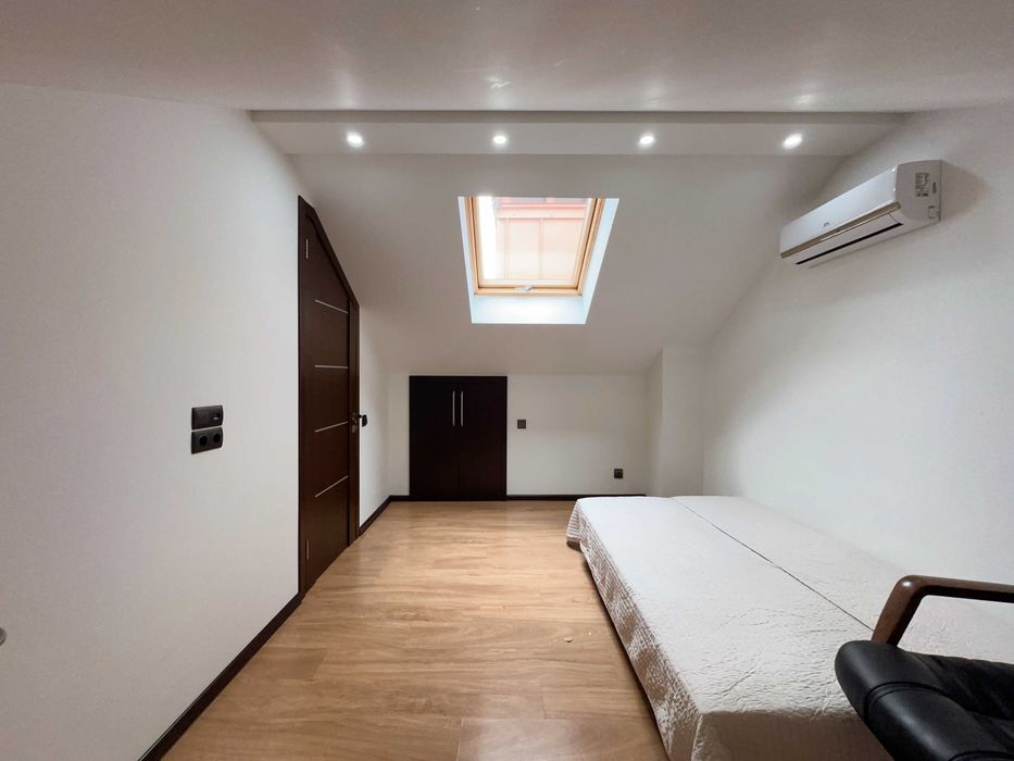 Трьохкімнатний Penthouse 110m2 в ЖК Комфорт Таун |м|Лівобережна