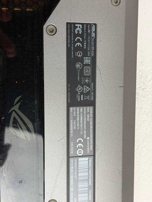 ASUS ROG G752VT  i7 6700HQ GTX 970 3gb  16ram ssd 256 HDD 1TB