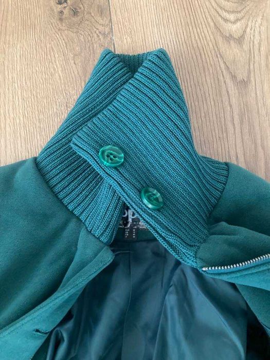 Płaszcz rozkloszowany zielony 38 nowy