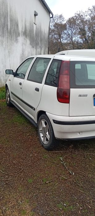 Fiat Punto 99  4 portas