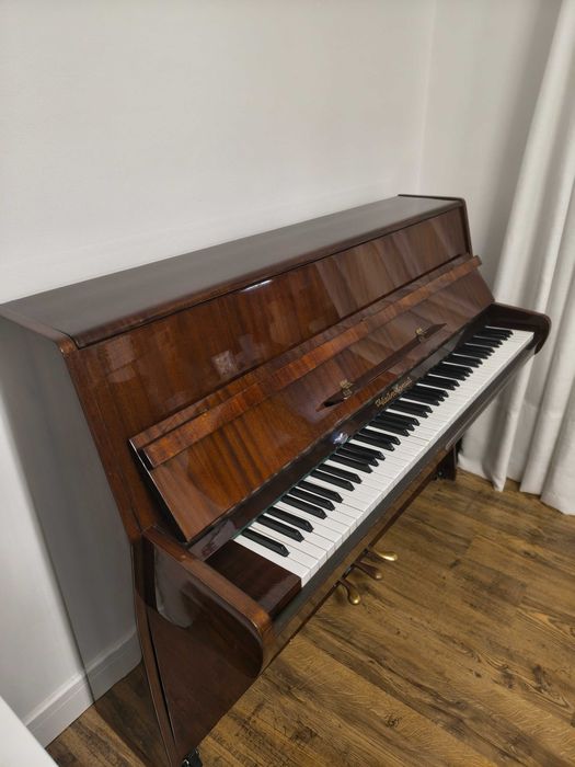 Pianino akustyczne Czajkowski, regularnie strojone A=442Hz, sprawne