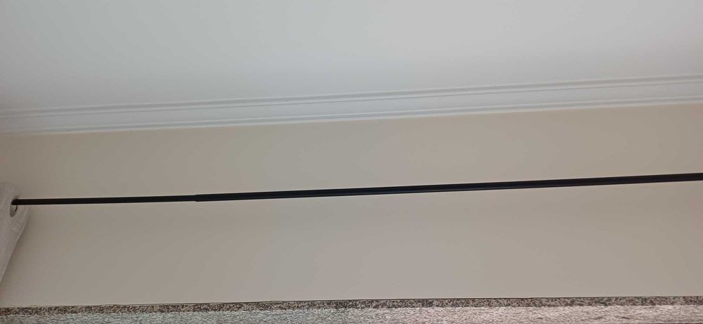 Varão para cortinas