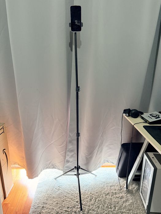 Tripé com suporte telemovel 210cm PRETO - Novo e Selado na caixa!