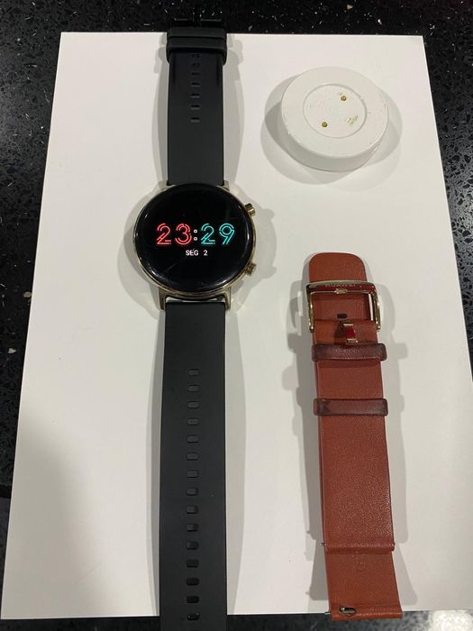 SmartWatch  Huawei gt2 com carregador  e bracelete  extra