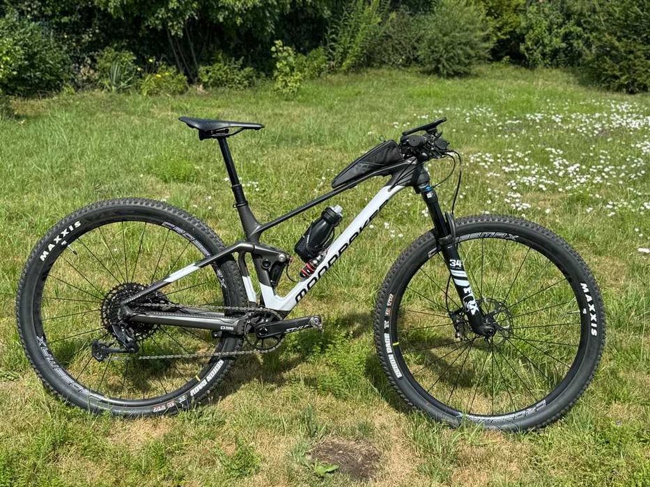 Mondraker F-Podium Carbon R 2023 – Rozmiar M, stan IGŁA (Jak nowy, doinwestowany)