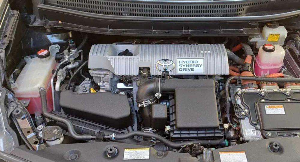 Toyota Prius+, Hibrido, 7 Lugares, Estimado, Económico