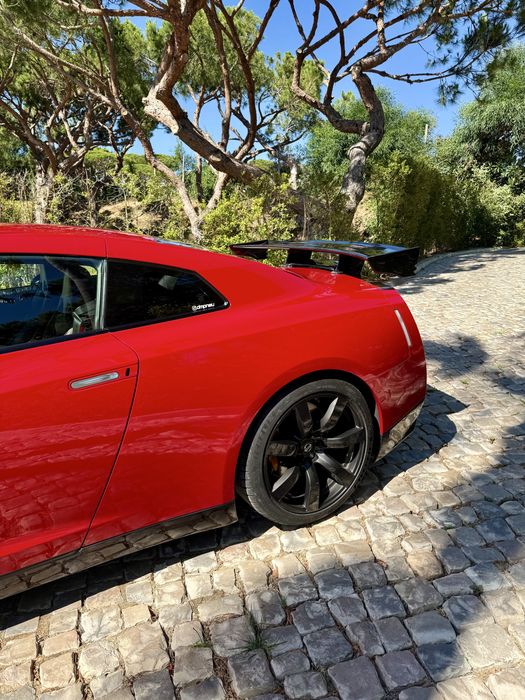 Nissan GTR R35 Black Edition
