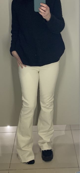 Джинси Zara, р.36, кльоши,нові