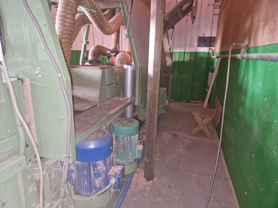 Strugarka czterostronna GRAMA ILSF z podajnikiem do drewna mokrego