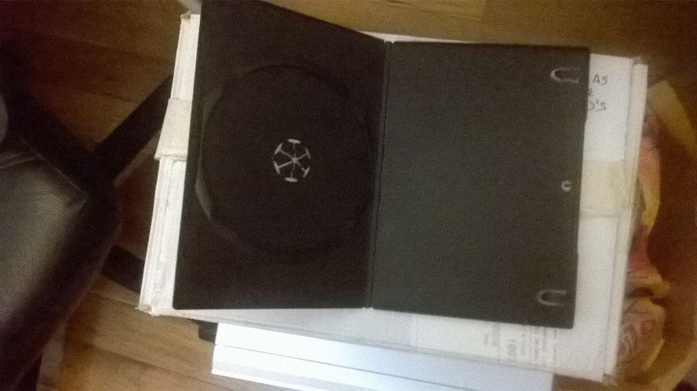 47 caixas arquivadoras DVD CD