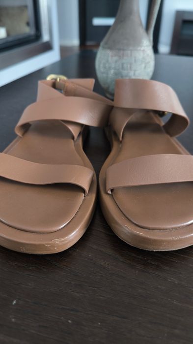 Skórzane, brązowe sandały Reserved,r. 39