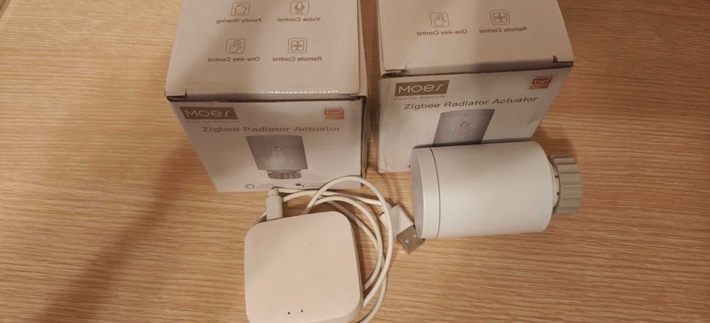 Głowica termostatyczna bramka termostat do grzejnika Moes Tuya Zigbee