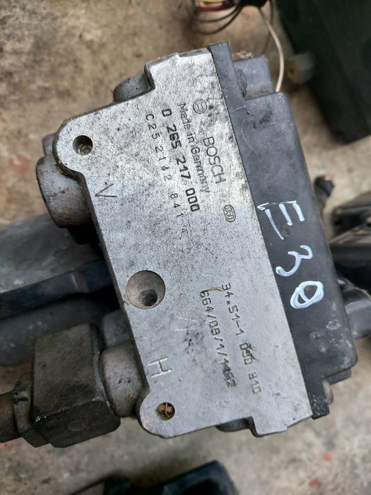 Блок АБС ABS БМВ BMW Е39 Е46 Е53 Е60 Е61 Е65 Е66 E70 E71 E83 Е90 Е91