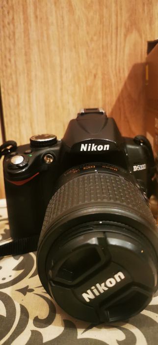 NIKON D5000 BODY plus obiektywy